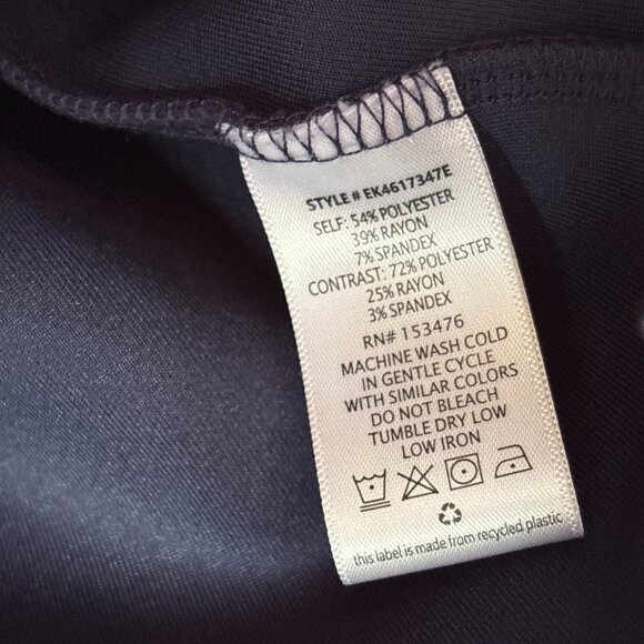 Evereve Vneck Minimalist Classic Navy Sweatshirt w/pocket Women's Size XS *L56 - Picture 7 of 16